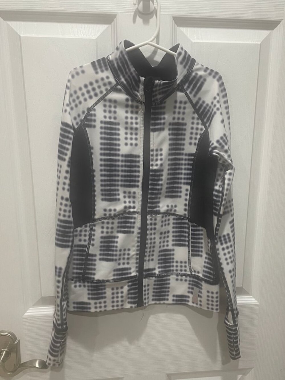 Zella white and black jacket